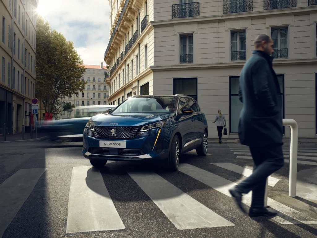 Peugeot 5008 2021